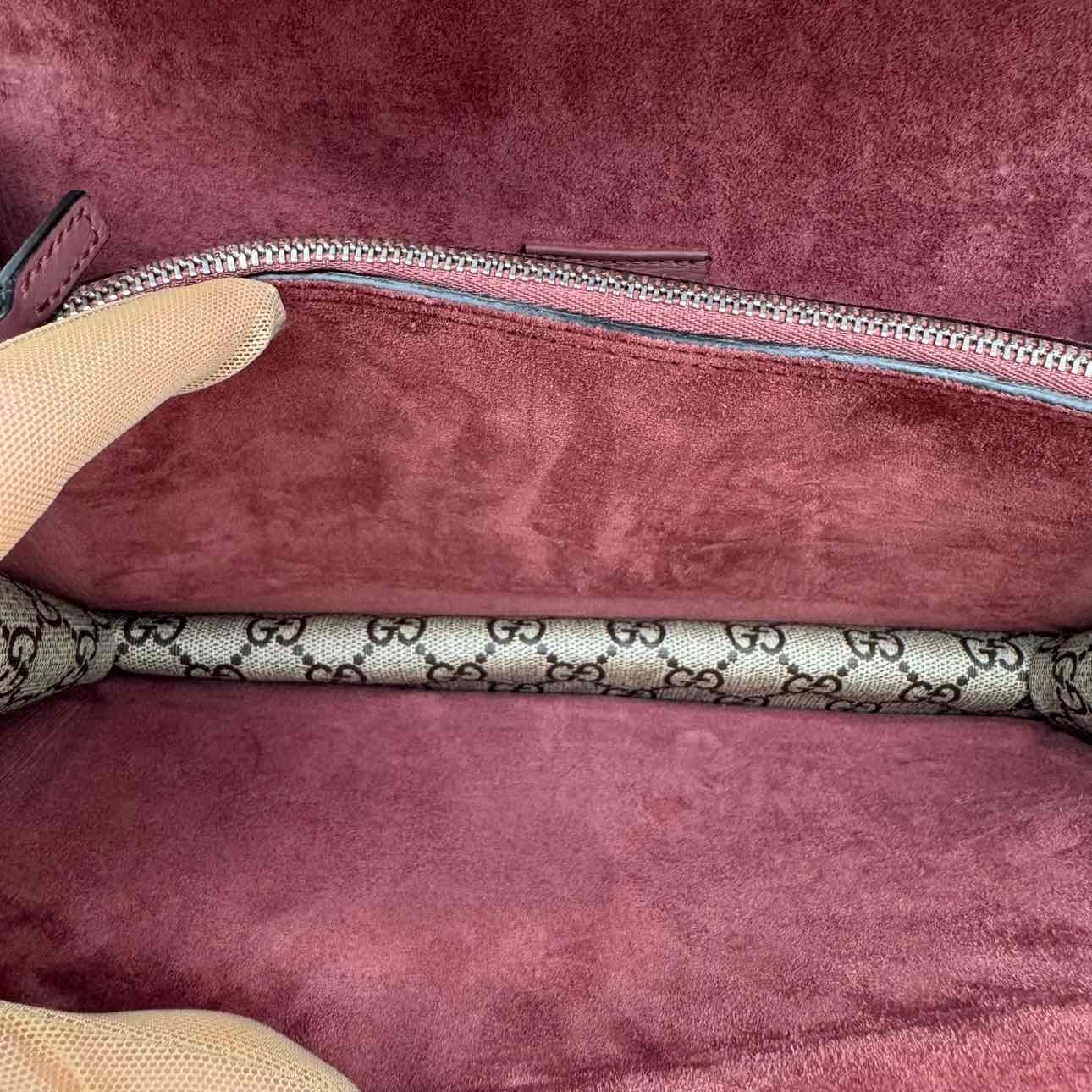 GUCCI Supreme Monogram Blooms Dionysus Shoulder Bag (Pre-Owned)
