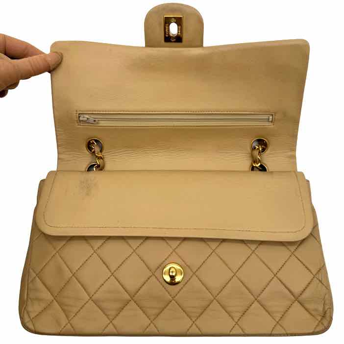 CHANEL Quilted Lambskin Medium Double Flap Beige (Pre-Owned)