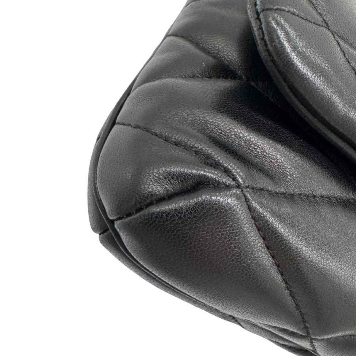 SAINT LAURENT Quilted Lambskin Diamond Sac Le 5 À 7 Sac Shoulder Bag Black