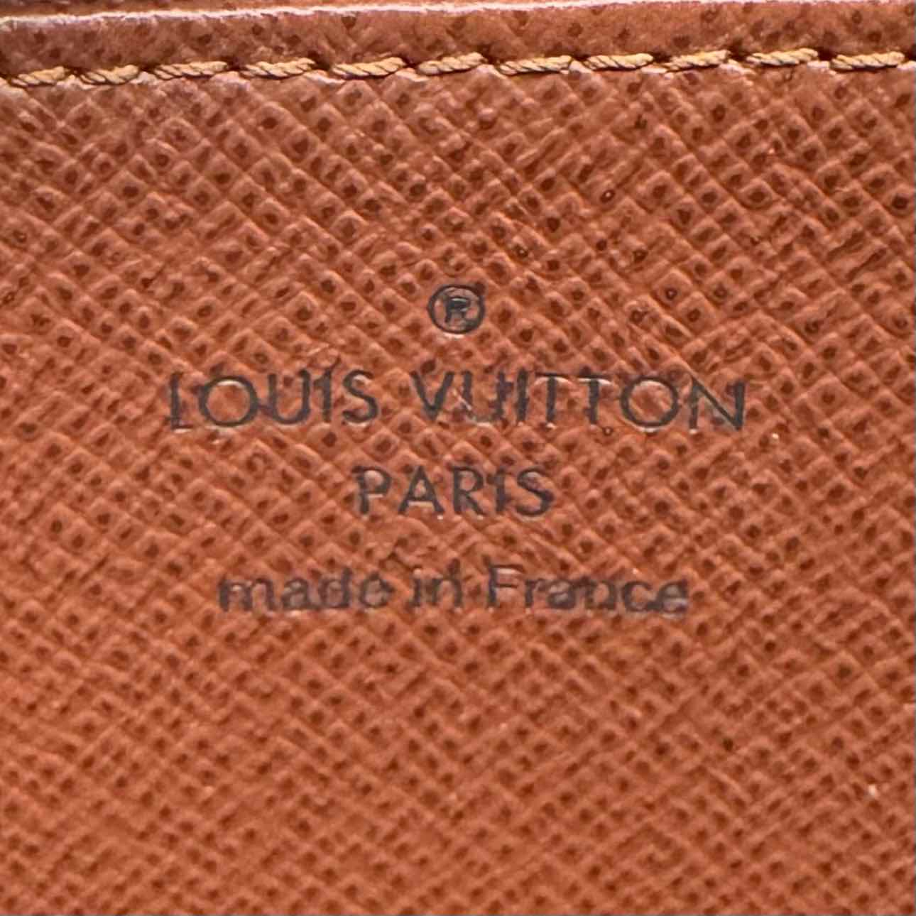 LOUIS VUITTON Monogram Canvas Zippy Coin Purse Wallet Brown