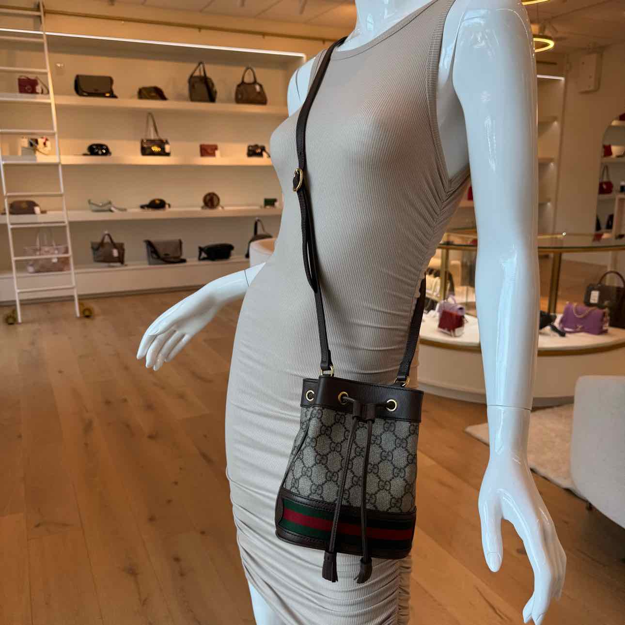 GUCCI Canvas GG Supreme Monogram Ophidia Mini Bucket Bag Brown