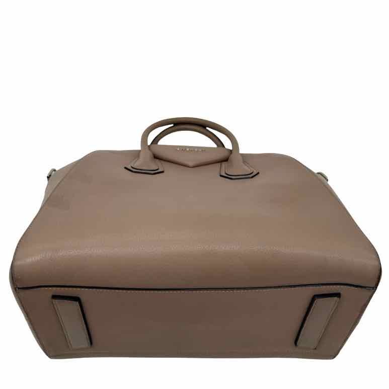 GIVENCHY Grained Goatskin Medium Top Handle Antigona Handbag Beige (Pre-Owned)