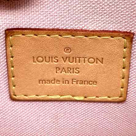 LOUIS VUITTON Damier Azur Canvas Croisette Bag White (Pre-Owned)