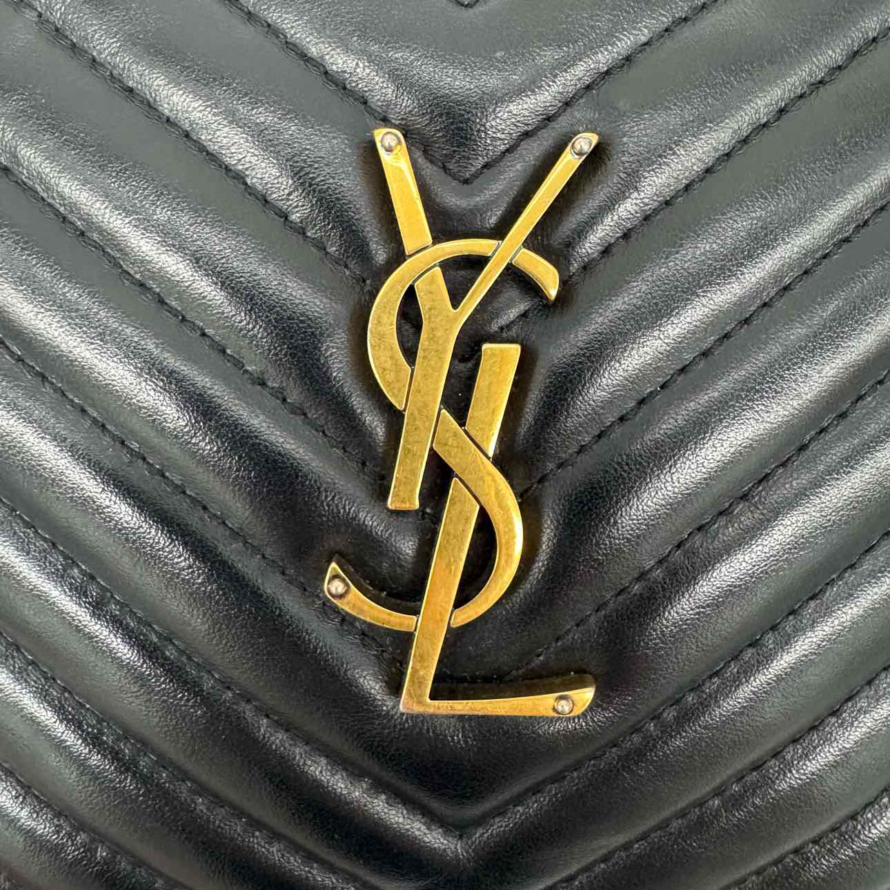 SAINT LAURENT Matelasse Chevron Medium Lou Camera Bag Black