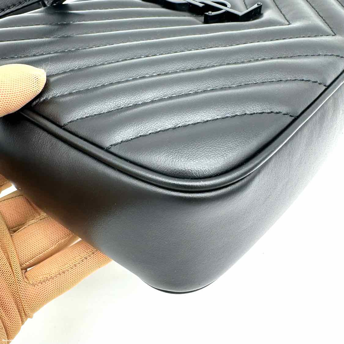 SAINT LAURENT Medium Quilted Leather Lou Camera Bag Black Hardware