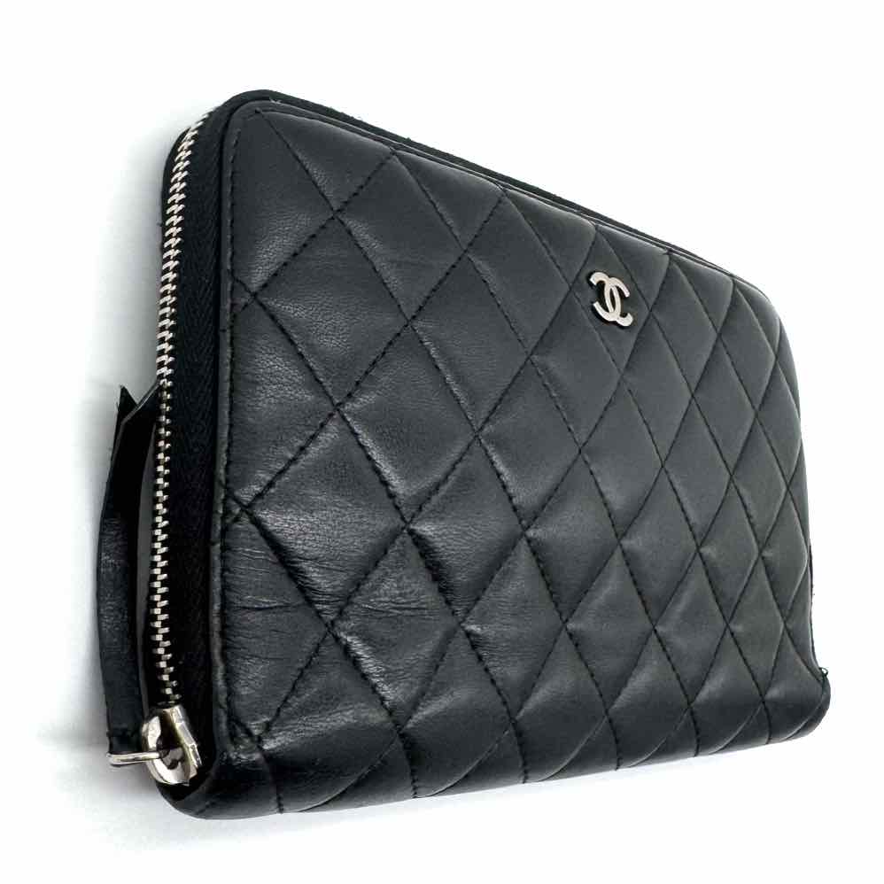 CHANEL Quilted Lambskin Zip Around Organizer Wallet (Pre-Owned)