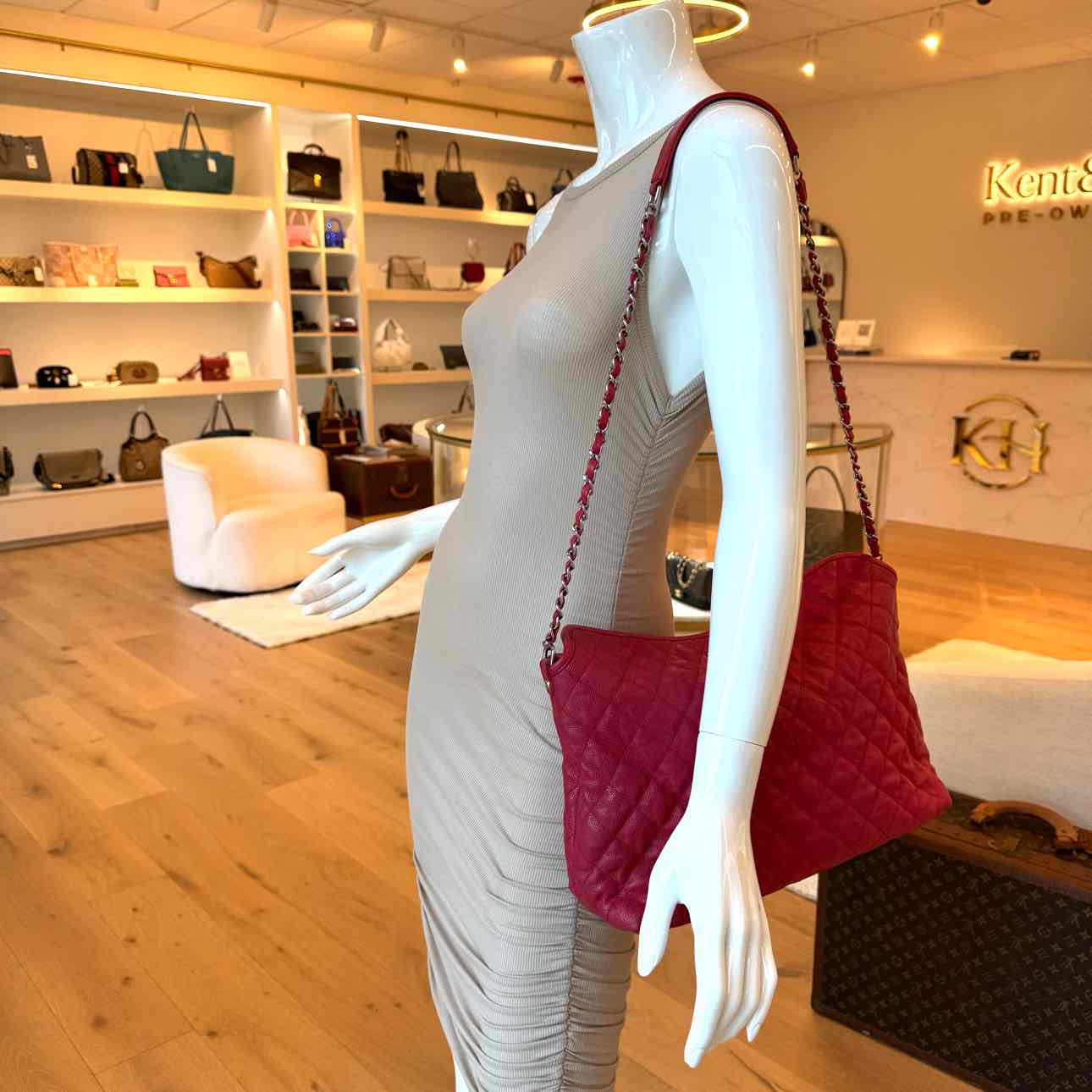 CHANEL Caviar Leather French Riviera Hobo Bag Red