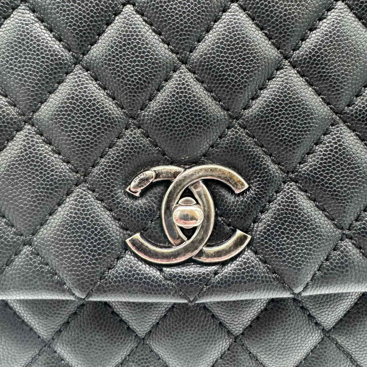 CHANEL Caviar Quilted Large Coco Lizard Handle Flap Black