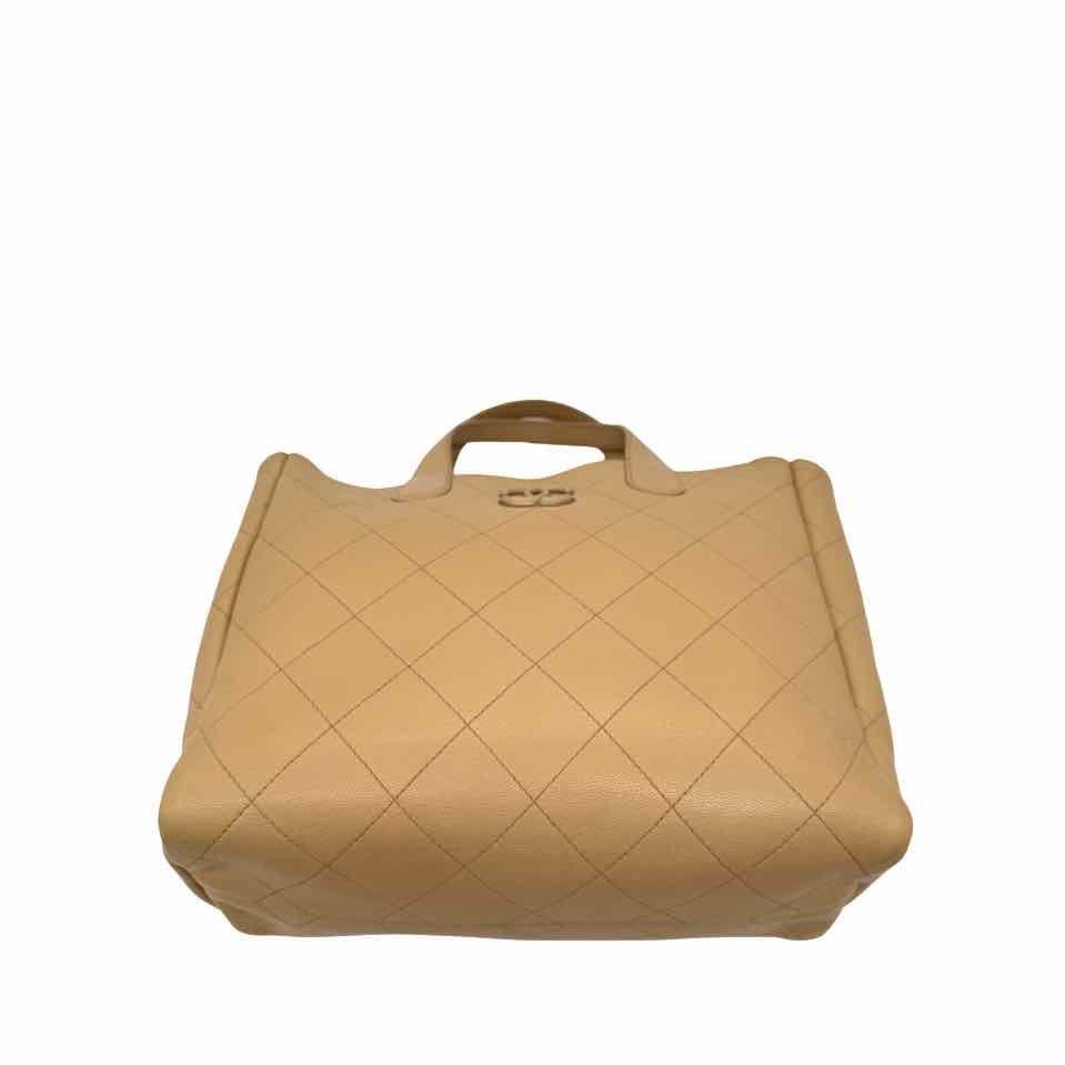CHANEL Diamond Caviar Lady Coco Shopping Tote (Pre-Owned)