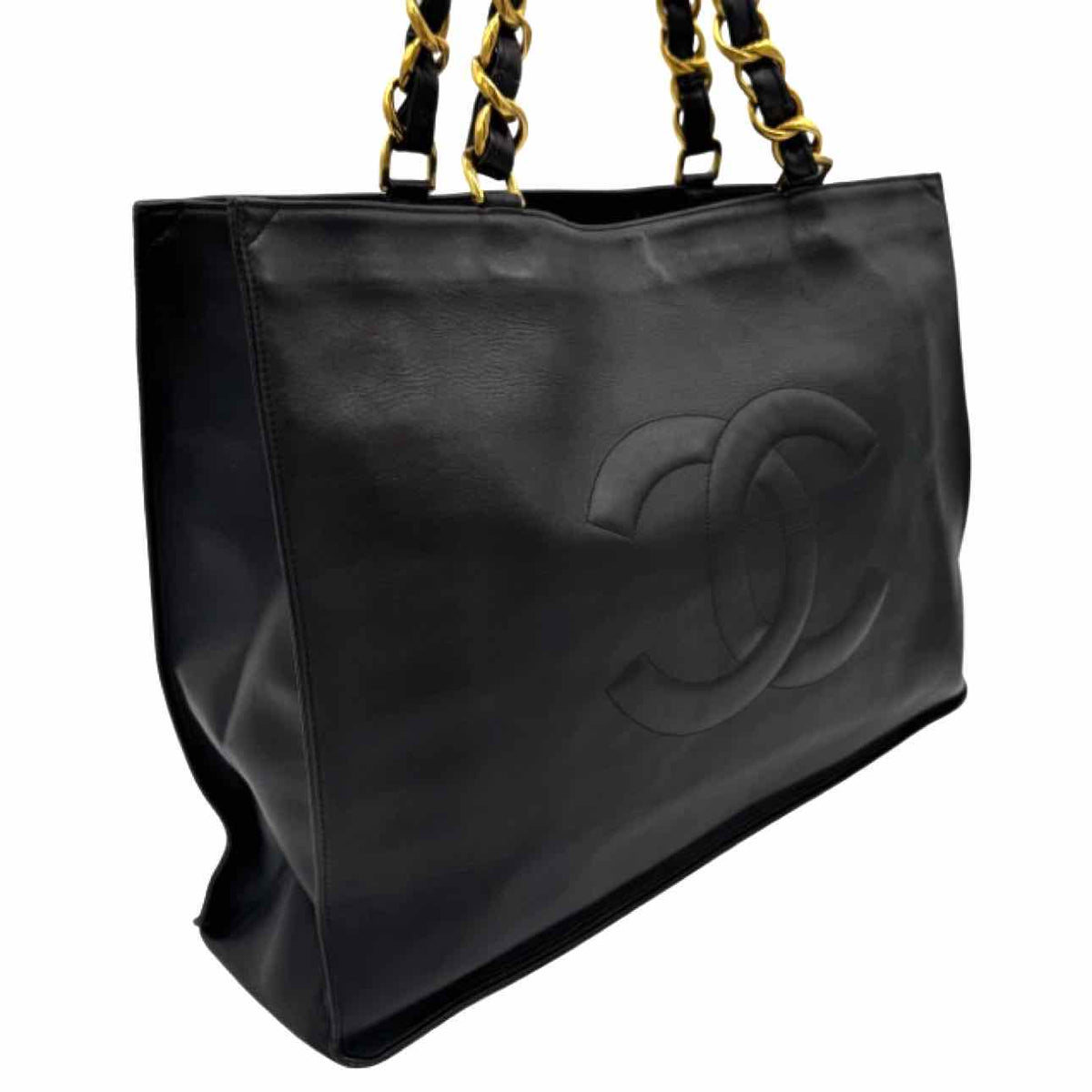 CHANEL Lambskin Jumbo XL CC Chain Shopping Tote Black