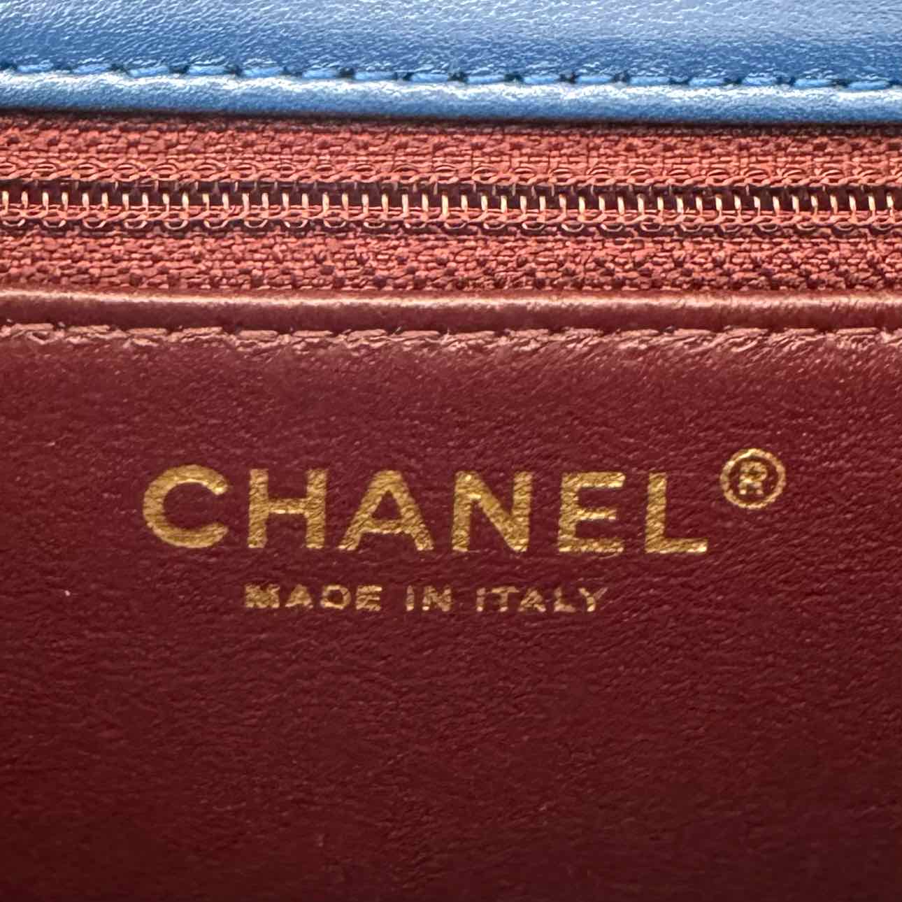 CHANEL Lambskin Medium Trendy CC Top Handle Shoulder Bag