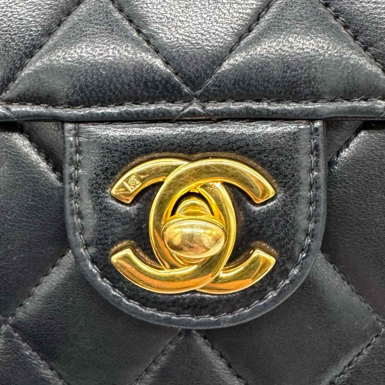 CHANEL Lambskin Turn Lock Medium Half Flap Black (Pre-Owned)