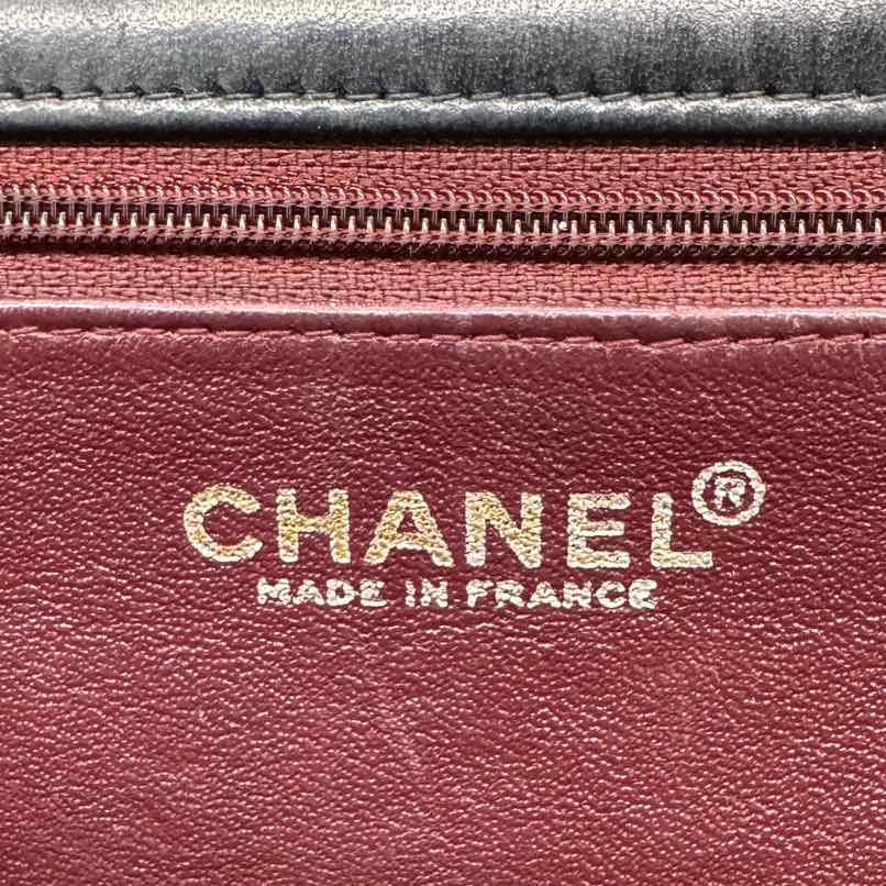 CHANEL Lambskin Turn Lock Medium Half Flap Black (Pre-Owned)