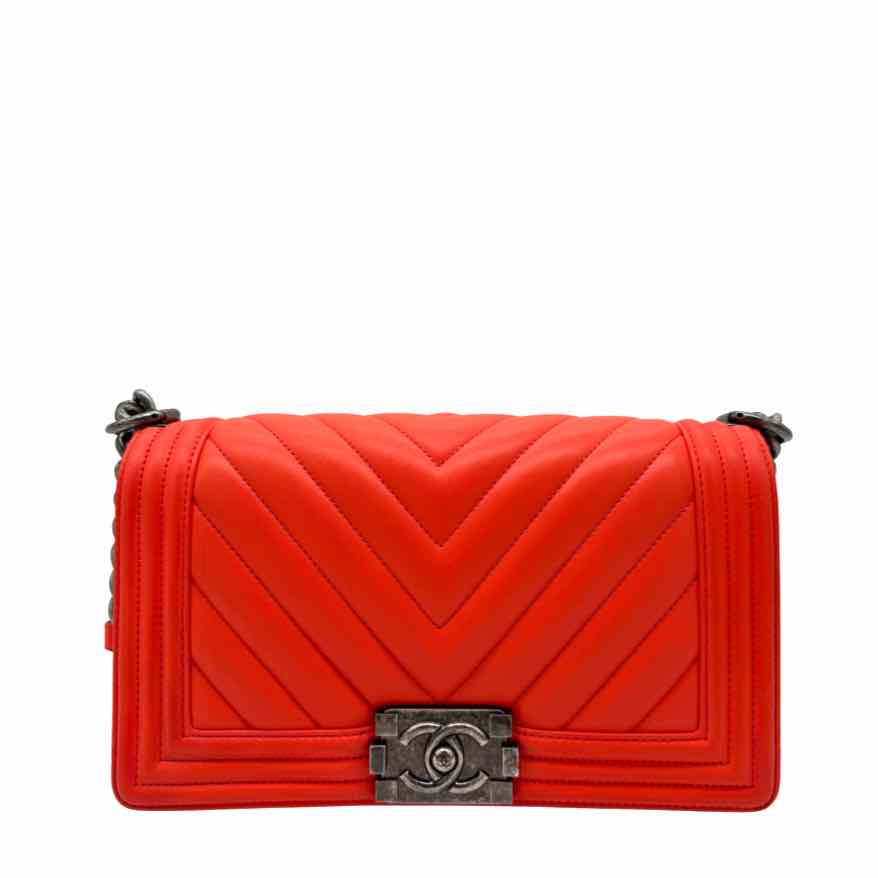 CHANEL Medium Chevron Boy Bag Scarlet (Pre-Owned)