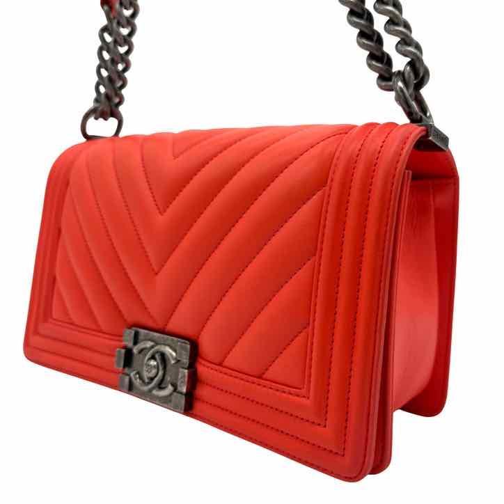 CHANEL Medium Chevron Boy Bag Scarlet (Pre-Owned)
