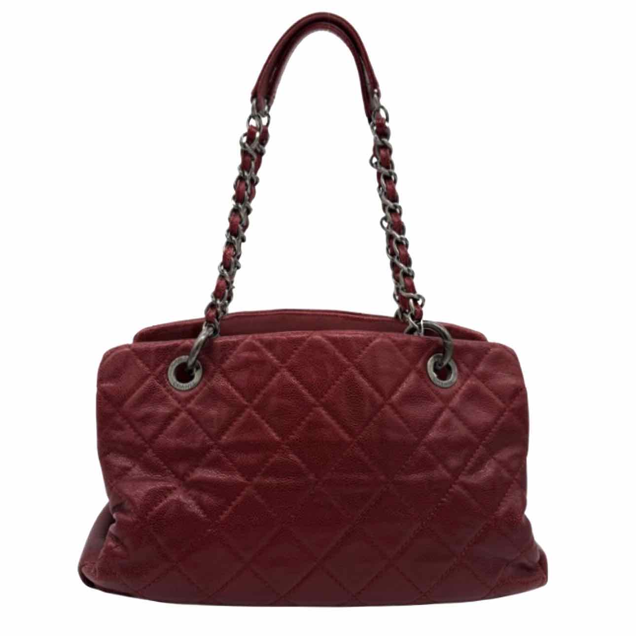 CHANEL Quilted Caviar Crave Shopping Tote Bordeaux