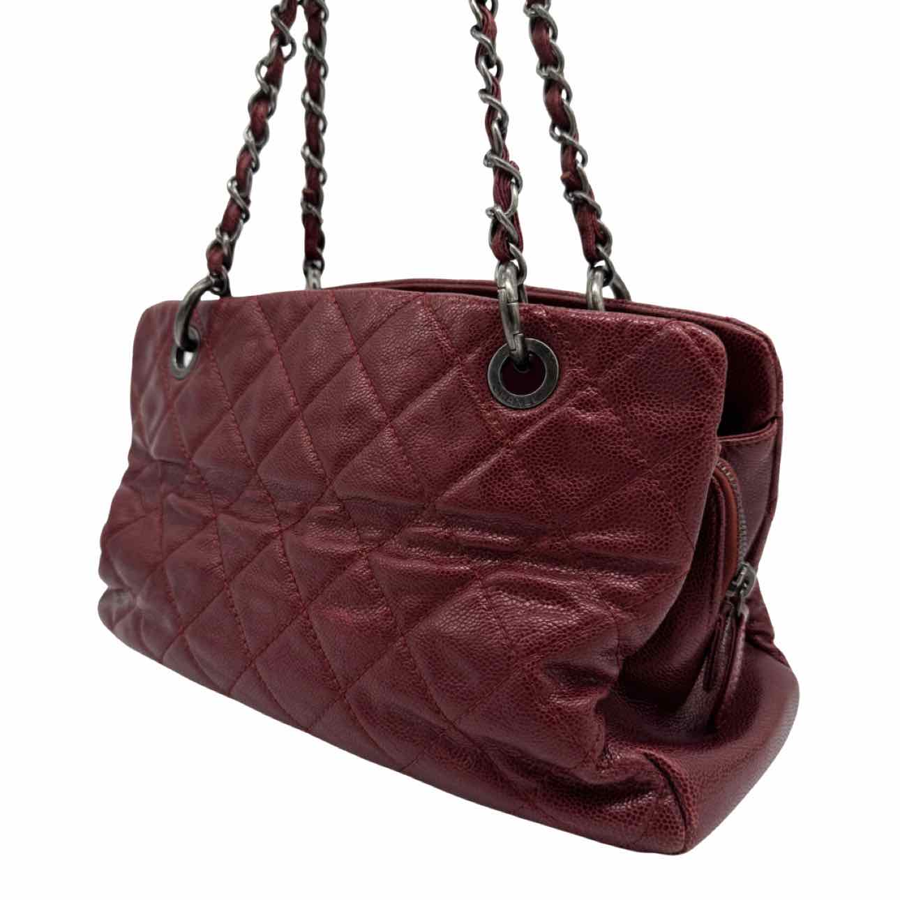 CHANEL Quilted Caviar Crave Shopping Tote Bordeaux