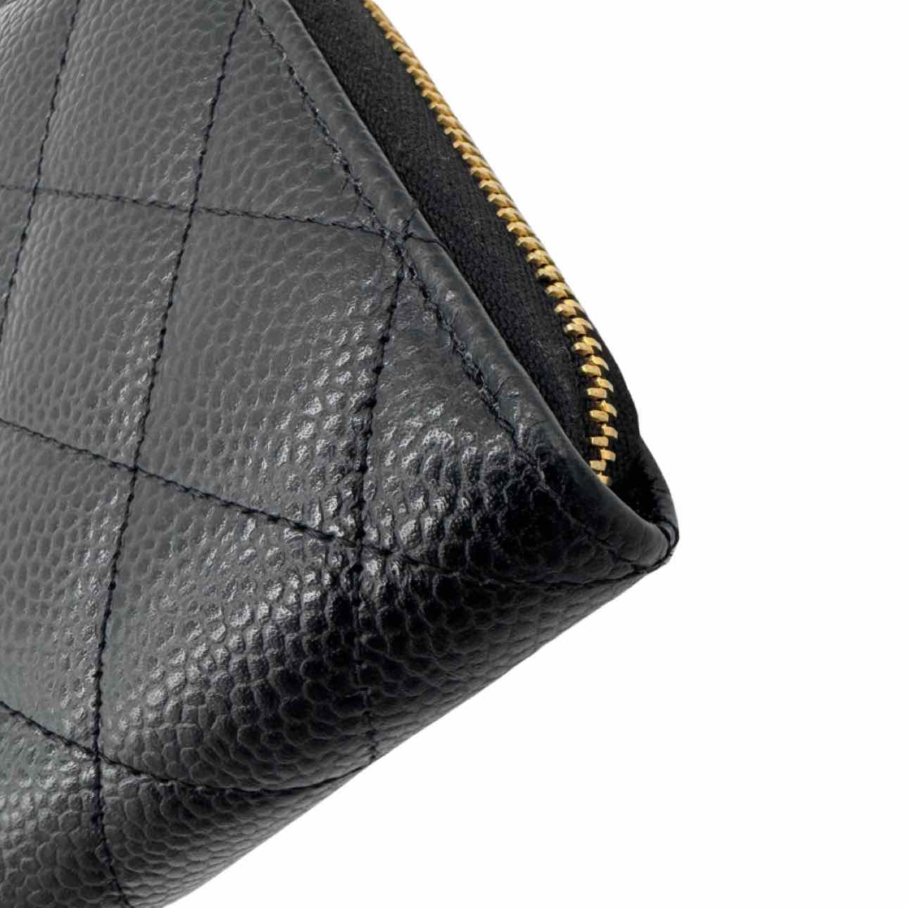 CHANEL Quilted Caviar L-Gusset Zip Wallet Black