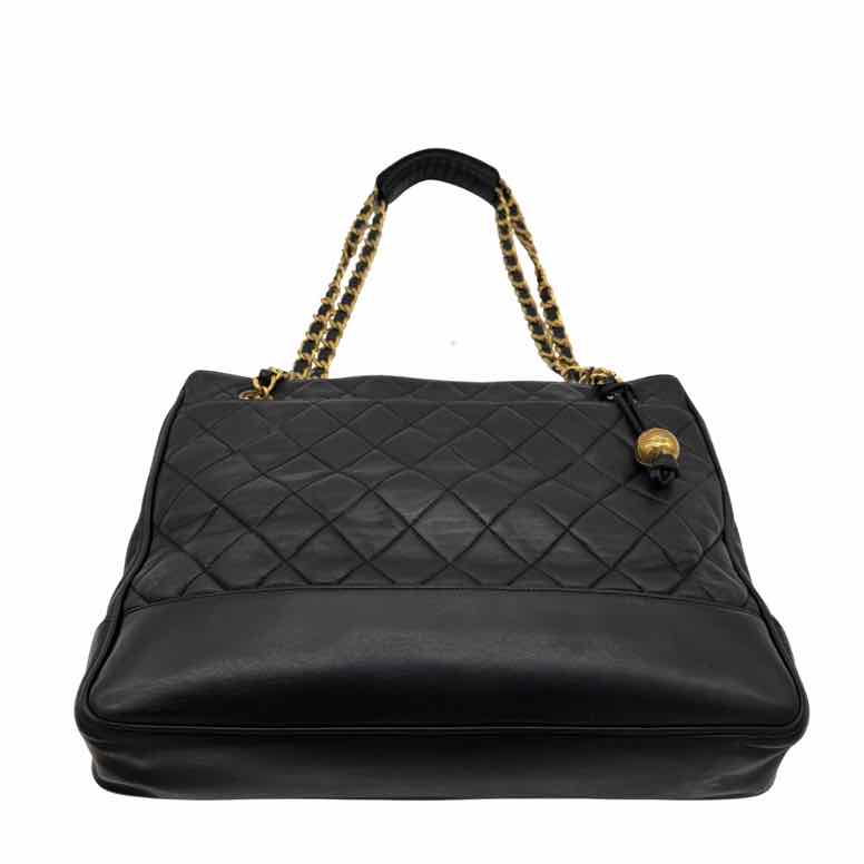CHANEL Quilted Lambskin Shopping Bag