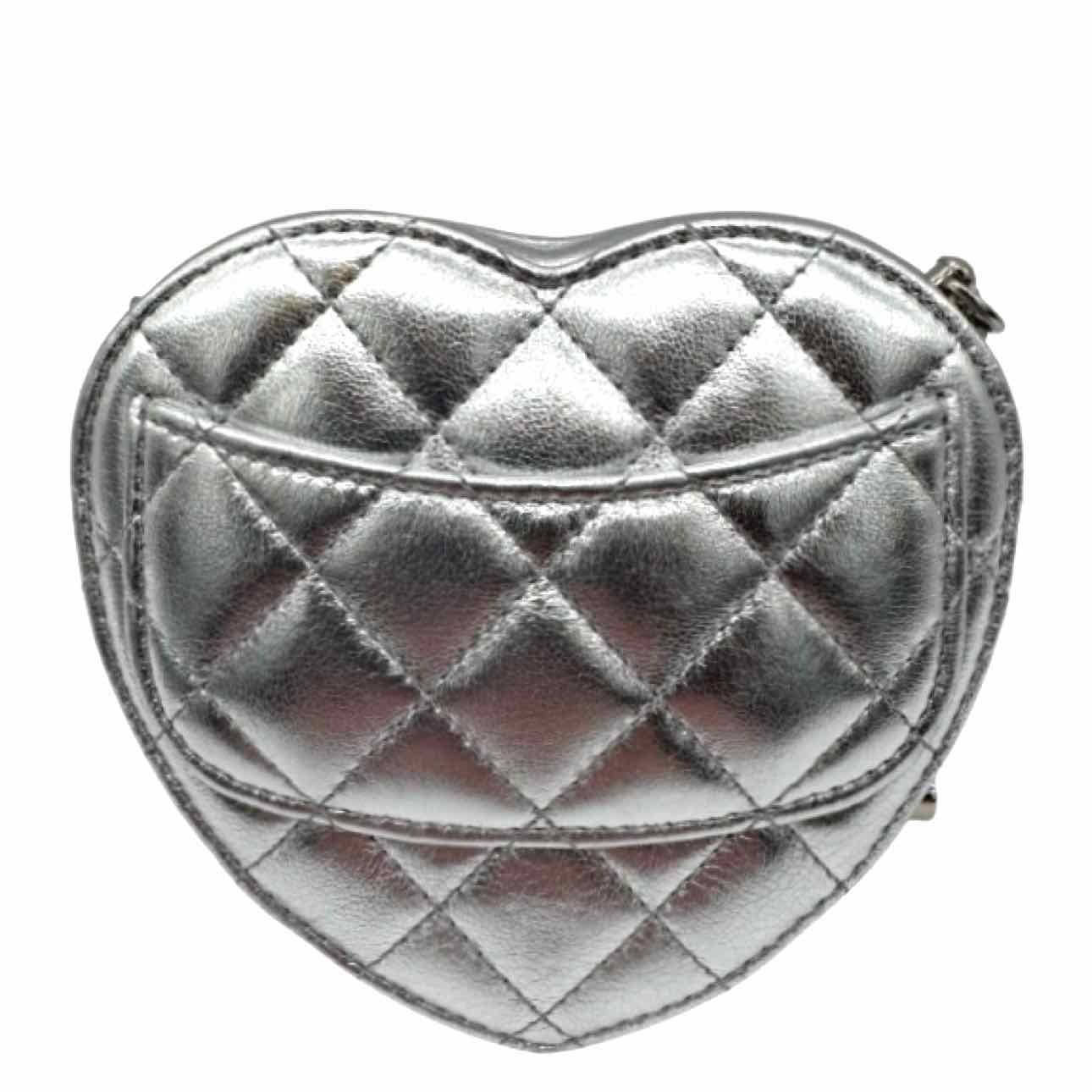 CHANEL Quilted Metallic Lambskin Heart In Love S25 Clutch On Chain Silver