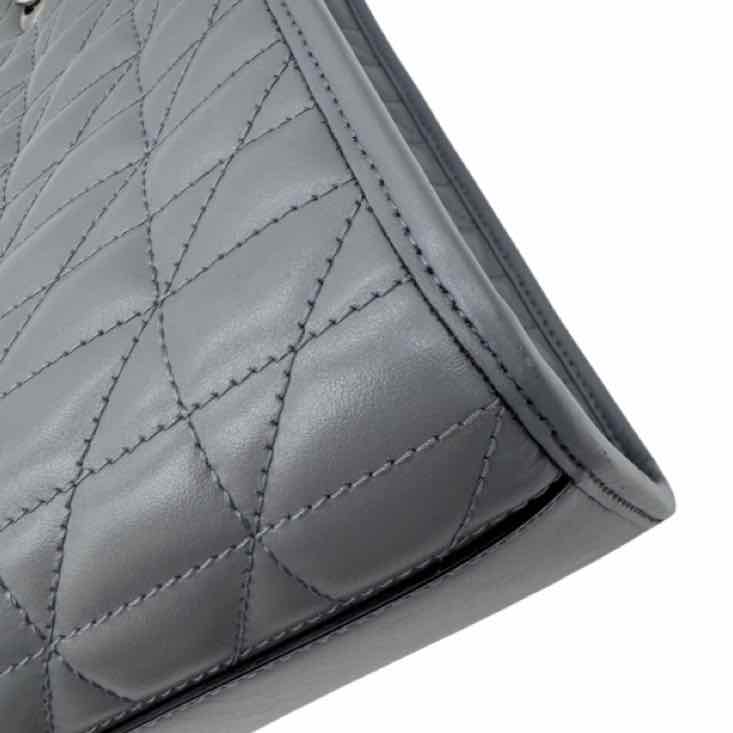 GUCCI Calfskin Matelasse Aria Medium Tote Grey (Pre-Owned)