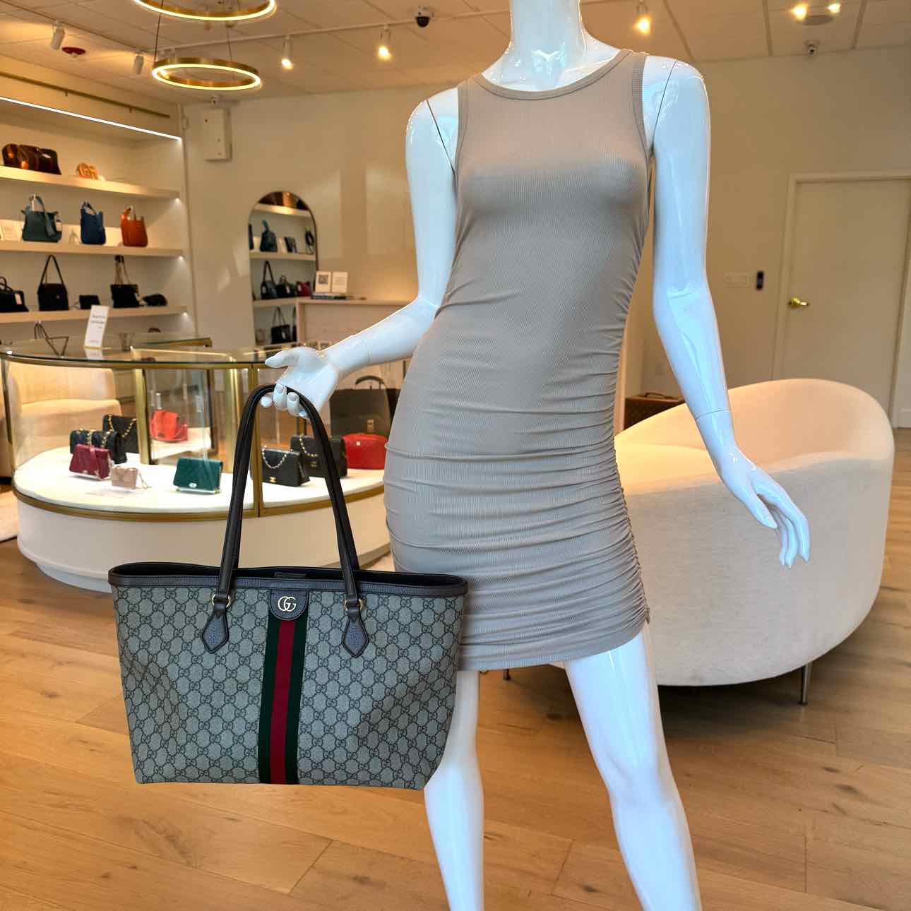 GUCCI GG Supreme Monogram Medium Ophidia Tote Bag Brown