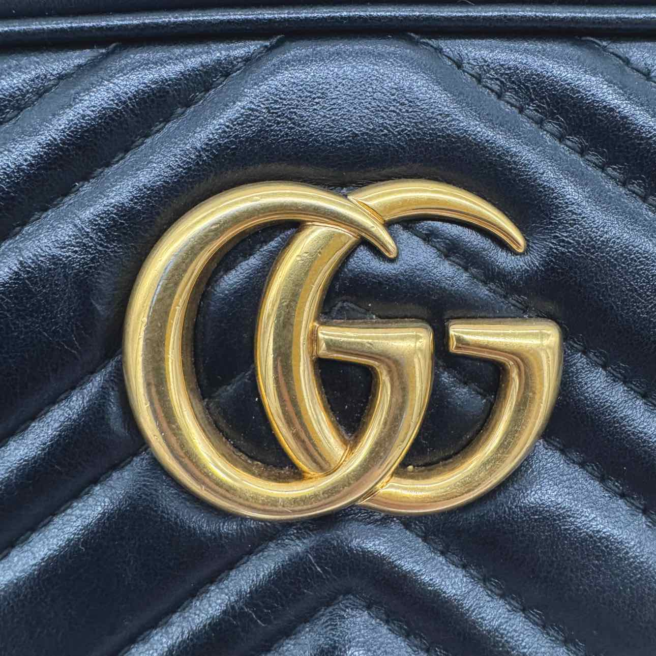 GUCCI Matelasse Chevron GG Marmont Small Camera Bag Black