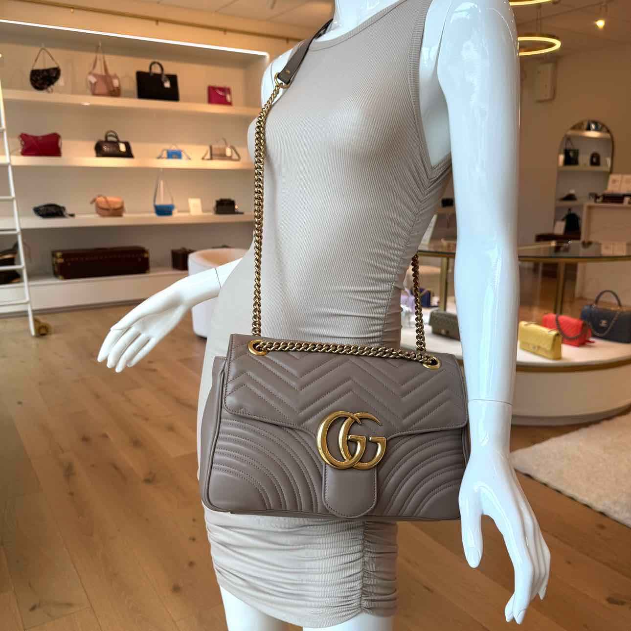 GUCCI Matelasse Medium GG Marmont Shoulder Bag Porcelain Rose