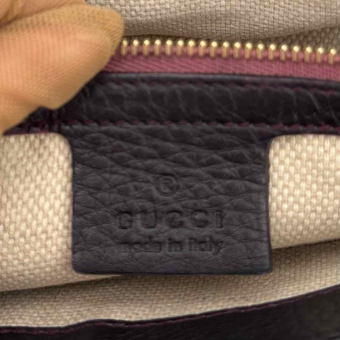 GUCCI Pebbled Calfskin Medium Soho Flap Crossbody Black