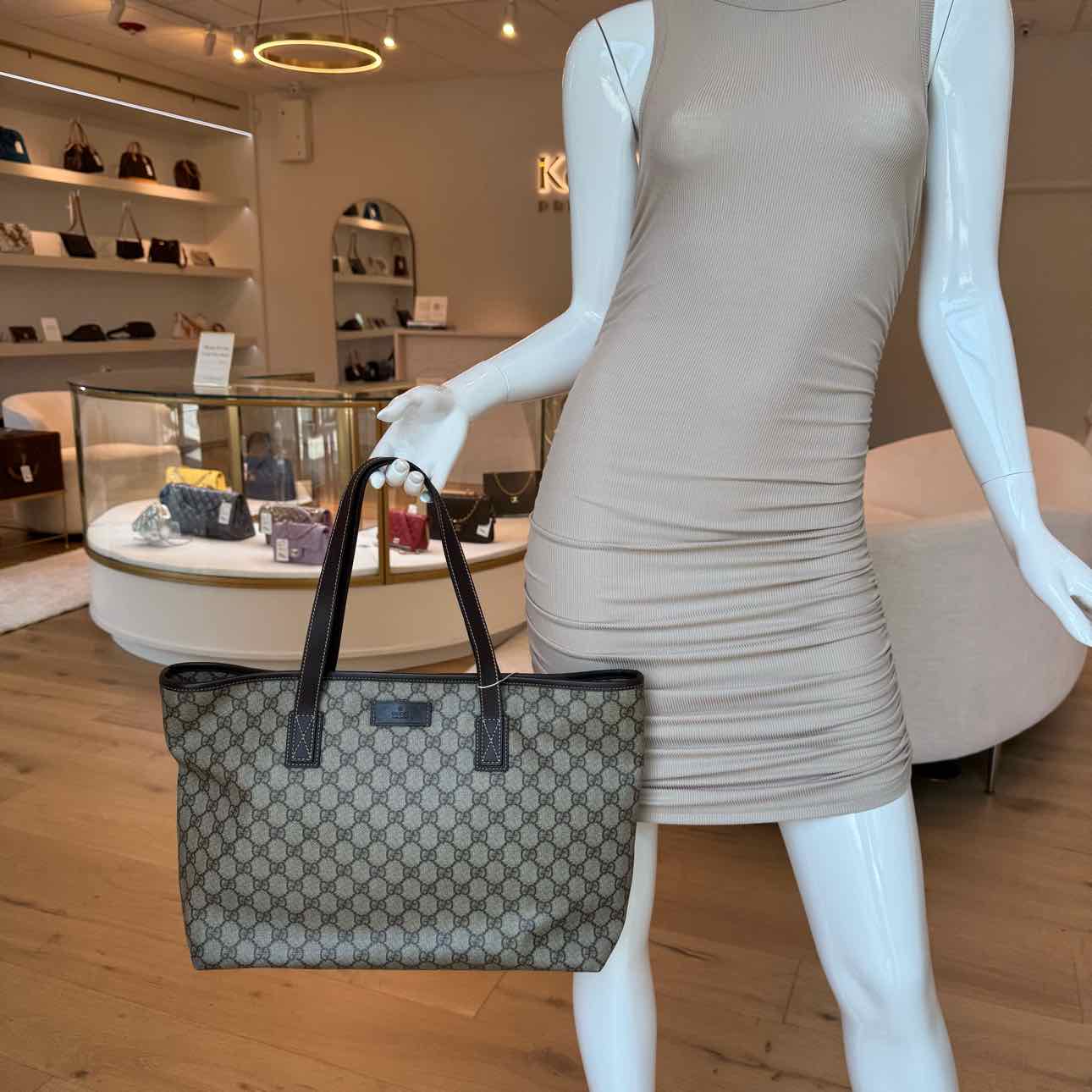 GUCCI Supreme Canvas Shopping Tote Brown