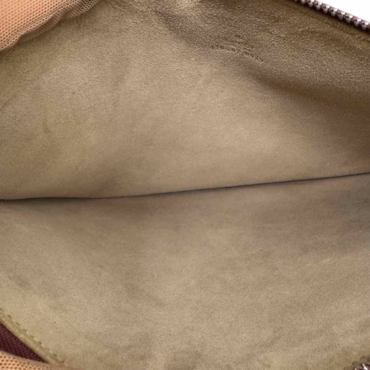 GUCCI Supreme Monogram Blooms Clutch