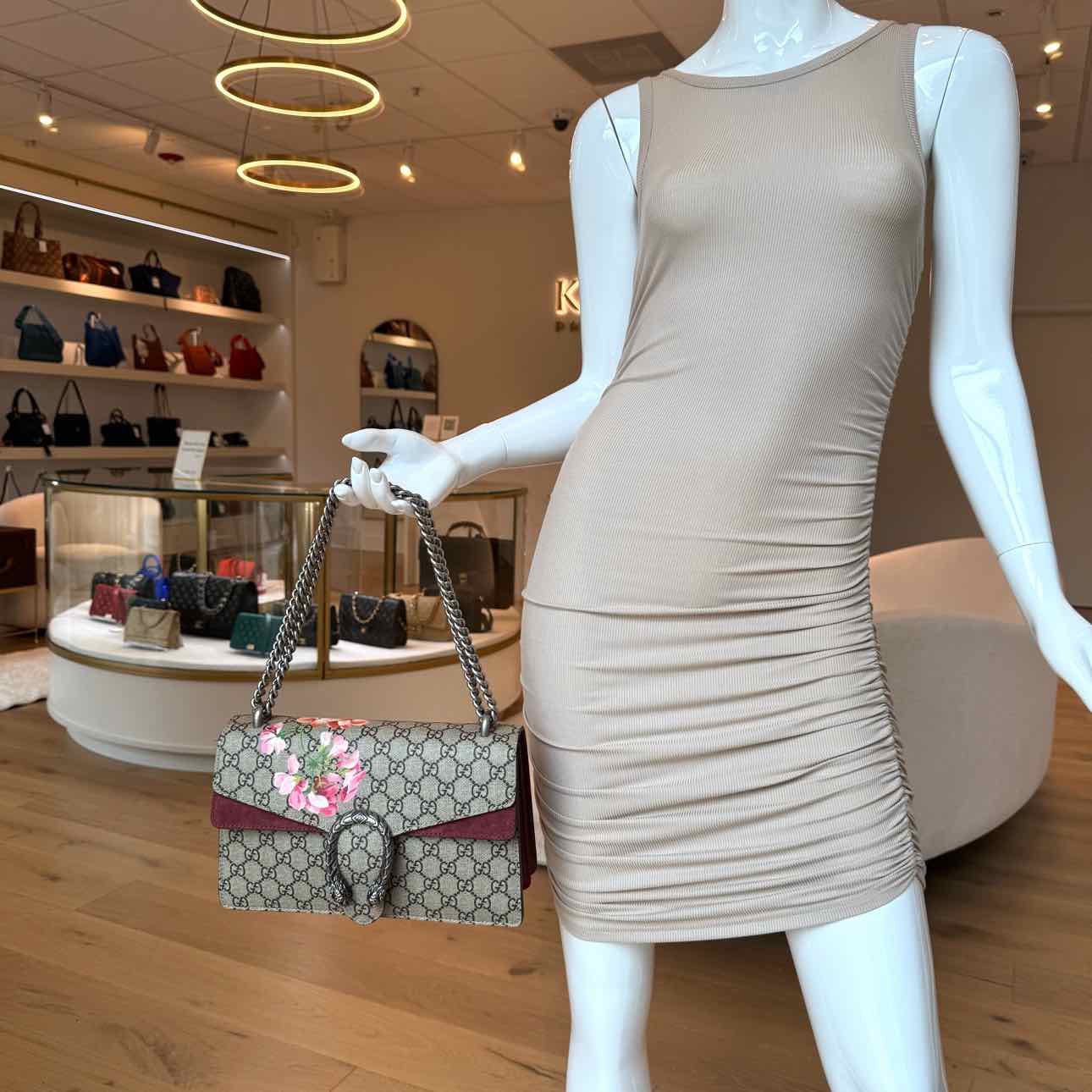 GUCCI Supreme Monogram Blooms Medium Dionysus Shoulder Bag