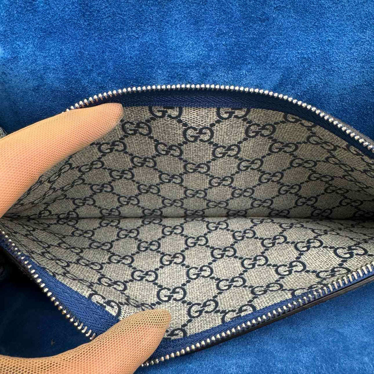 GUCCI Supreme Monogram Blooms Medium Dionysus Shoulder Bag Blue
