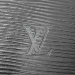 LOUIS VUITTON Black Epi Leather Cluny Castillan Black Shoulder Bag (Pre-Owned)