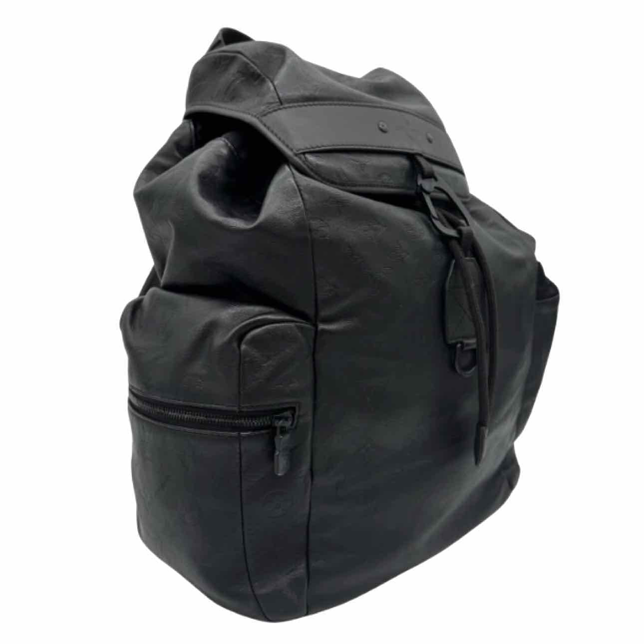 LOUIS VUITTON Calfskin Discovery Backpack Black