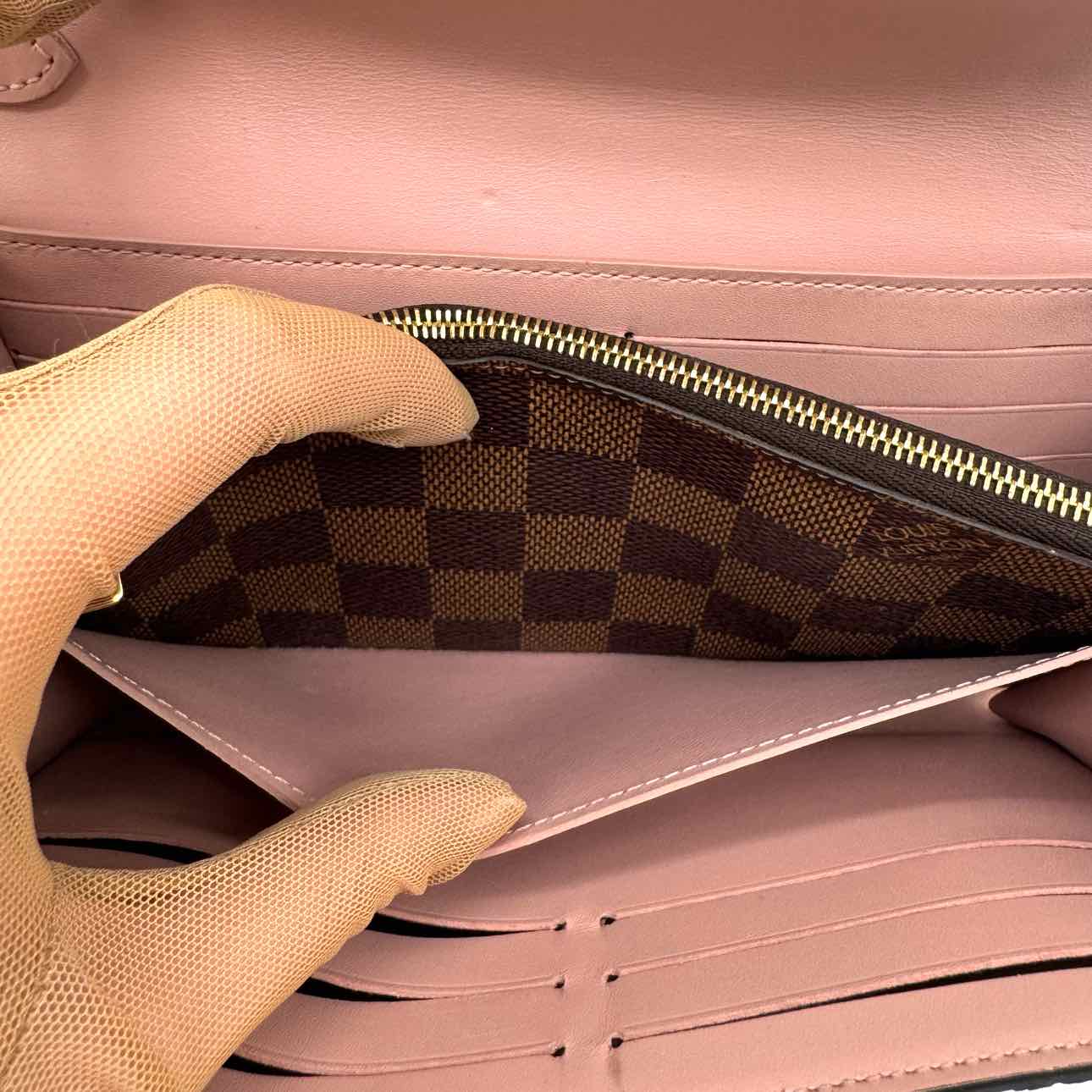 LOUIS VUITTON Damier Ebene Croisette Chain Wallet Rose Ballerine