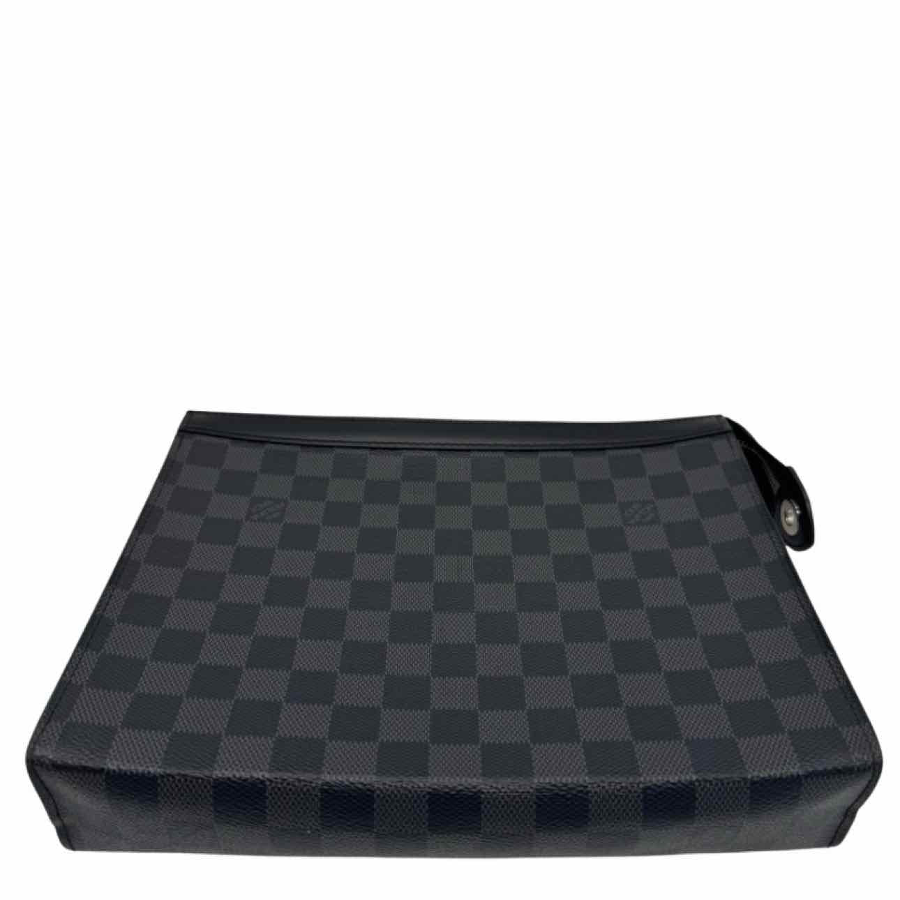 LOUIS VUITTON Damier Graphite Pochette Voyage MM