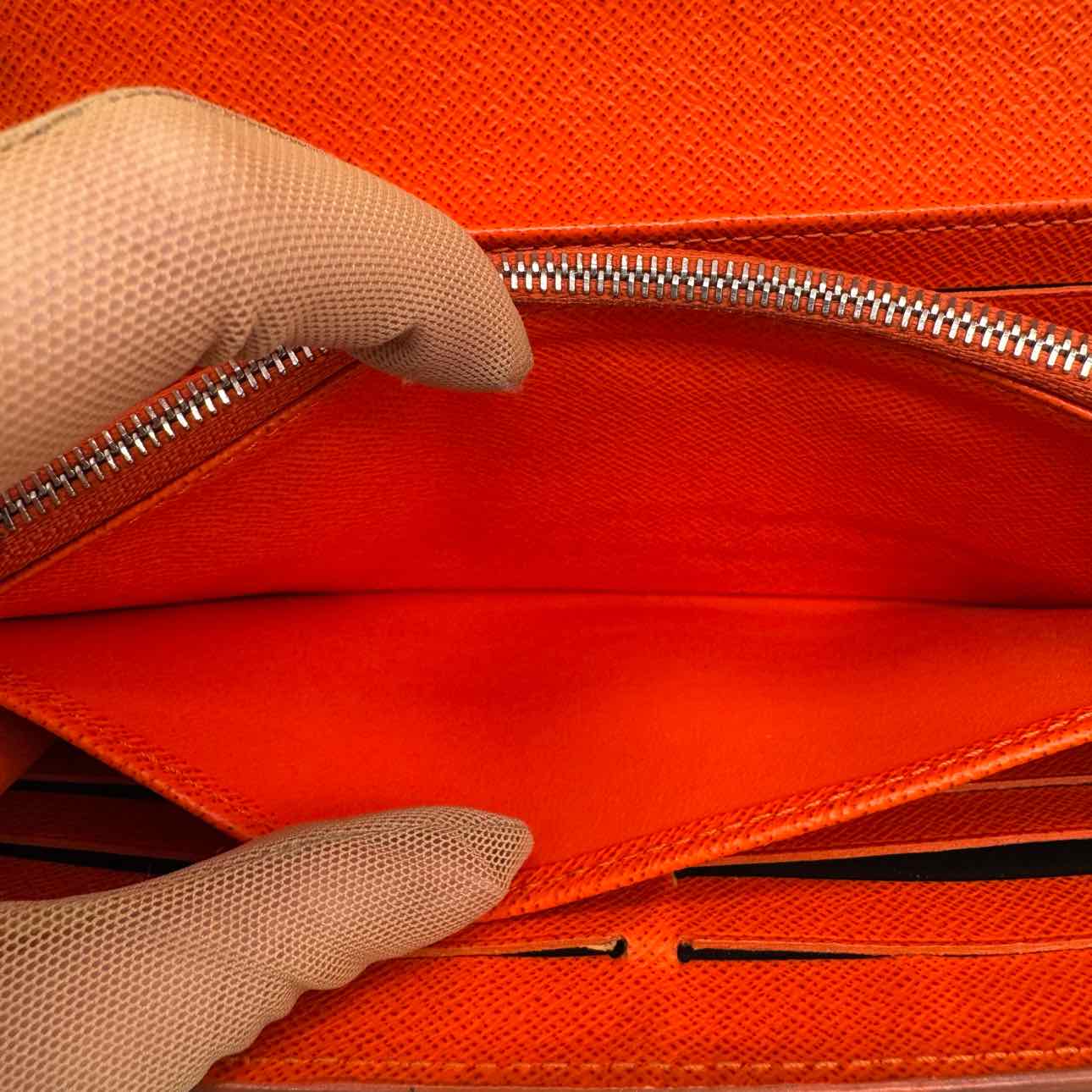 LOUIS VUITTON Epi Leather Twist Lock Blue Wallet