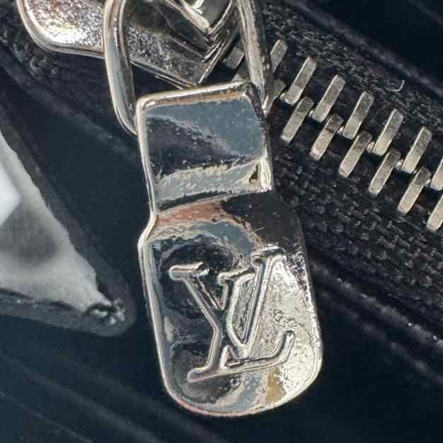 LOUIS VUITTON Epi Reverse Twist Multi-Color Wallet