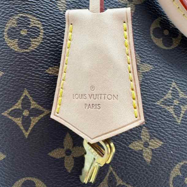 LOUIS VUITTON Monogram Canvas Alma PM Tote (Pre-Owned)