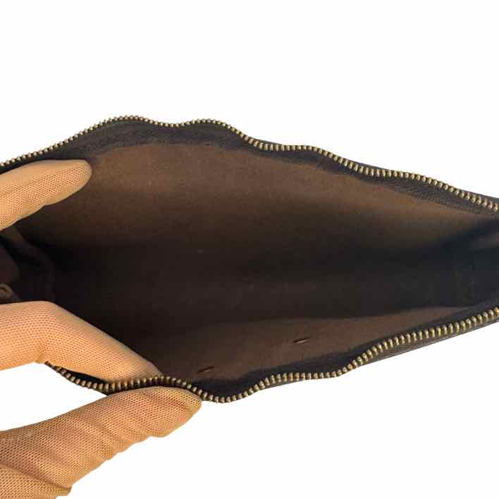 LOUIS VUITTON Monogram Canvas Eva Clutch Crossbody