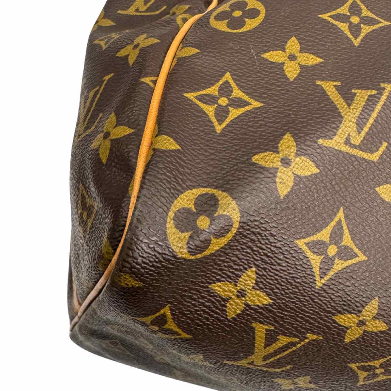 LOUIS VUITTON Monogram Canvas Keepall Bandouliere 50 Duffle Bag