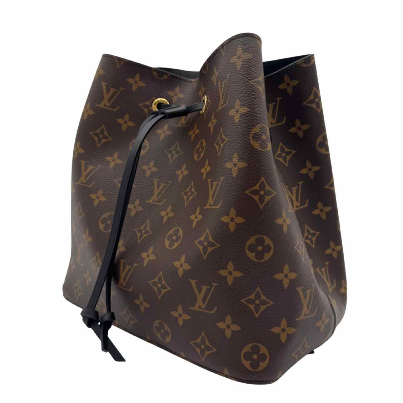LOUIS VUITTON Monogram Canvas NeoNoe MM Bucket Bag