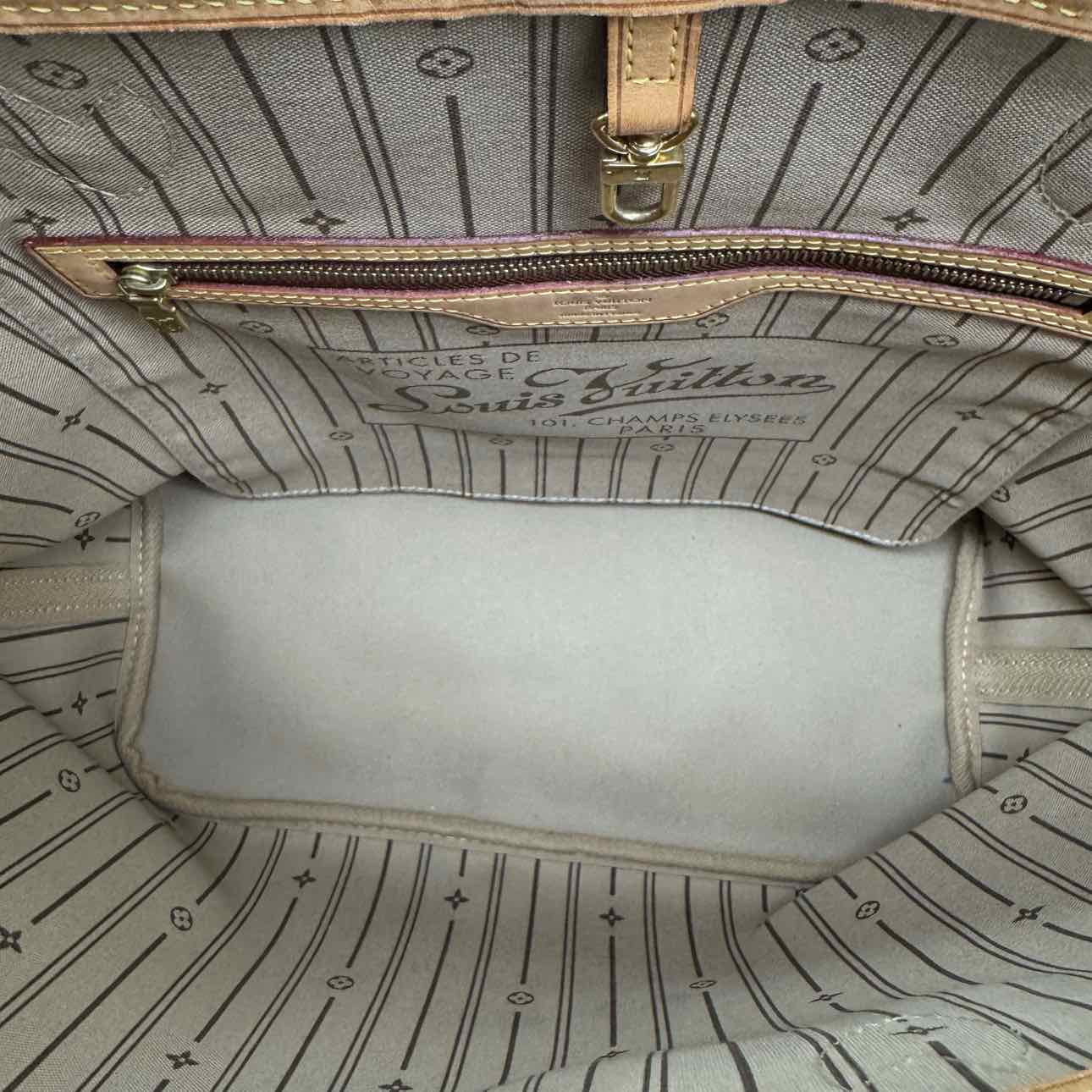 LOUIS VUITTON Monogram Canvas Neverfull MM Brown Tote Bag