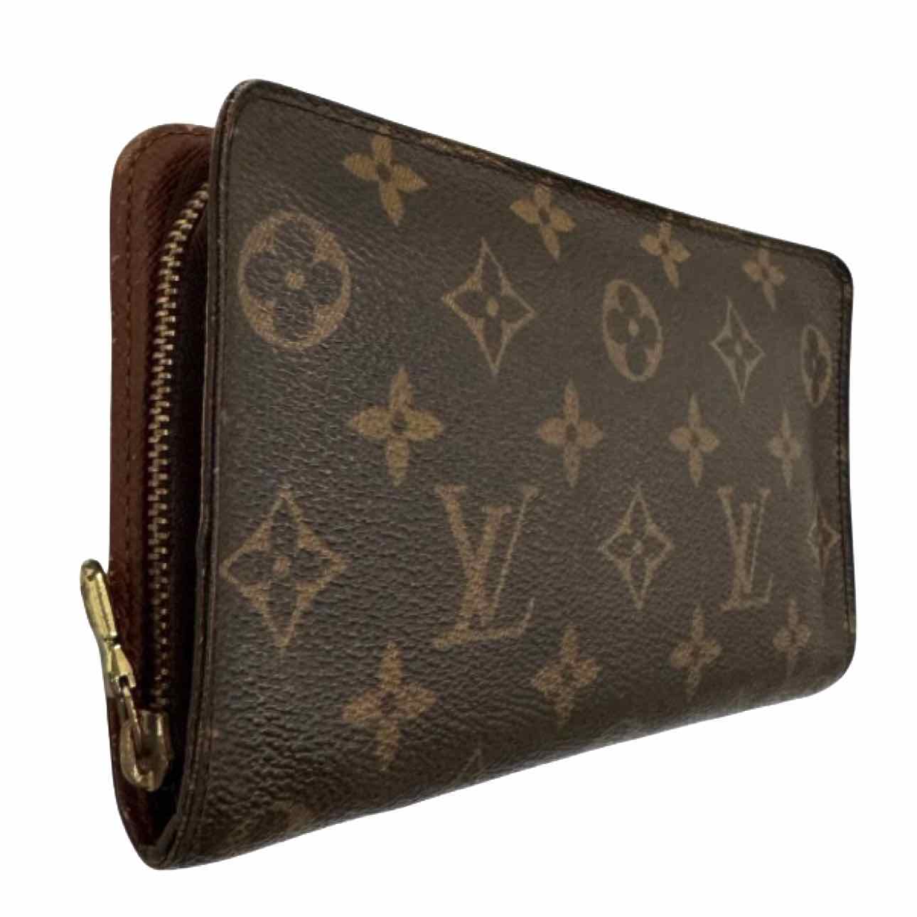 LOUIS VUITTON Monogram Canvas Porte Monnaie Zippy Wallet