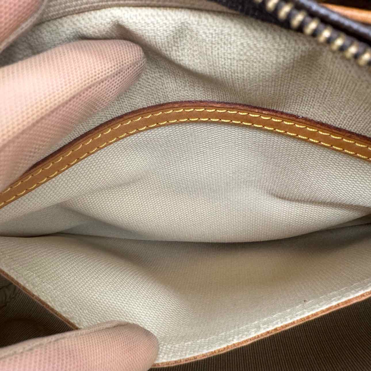 LOUIS VUITTON Monogram Canvas Reporter PM Crossbody Bag