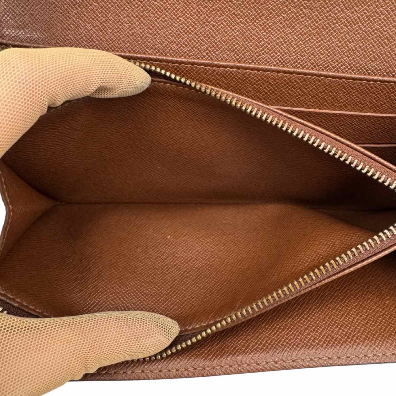 LOUIS VUITTON Monogram Canvas Sarah Wallet Brown