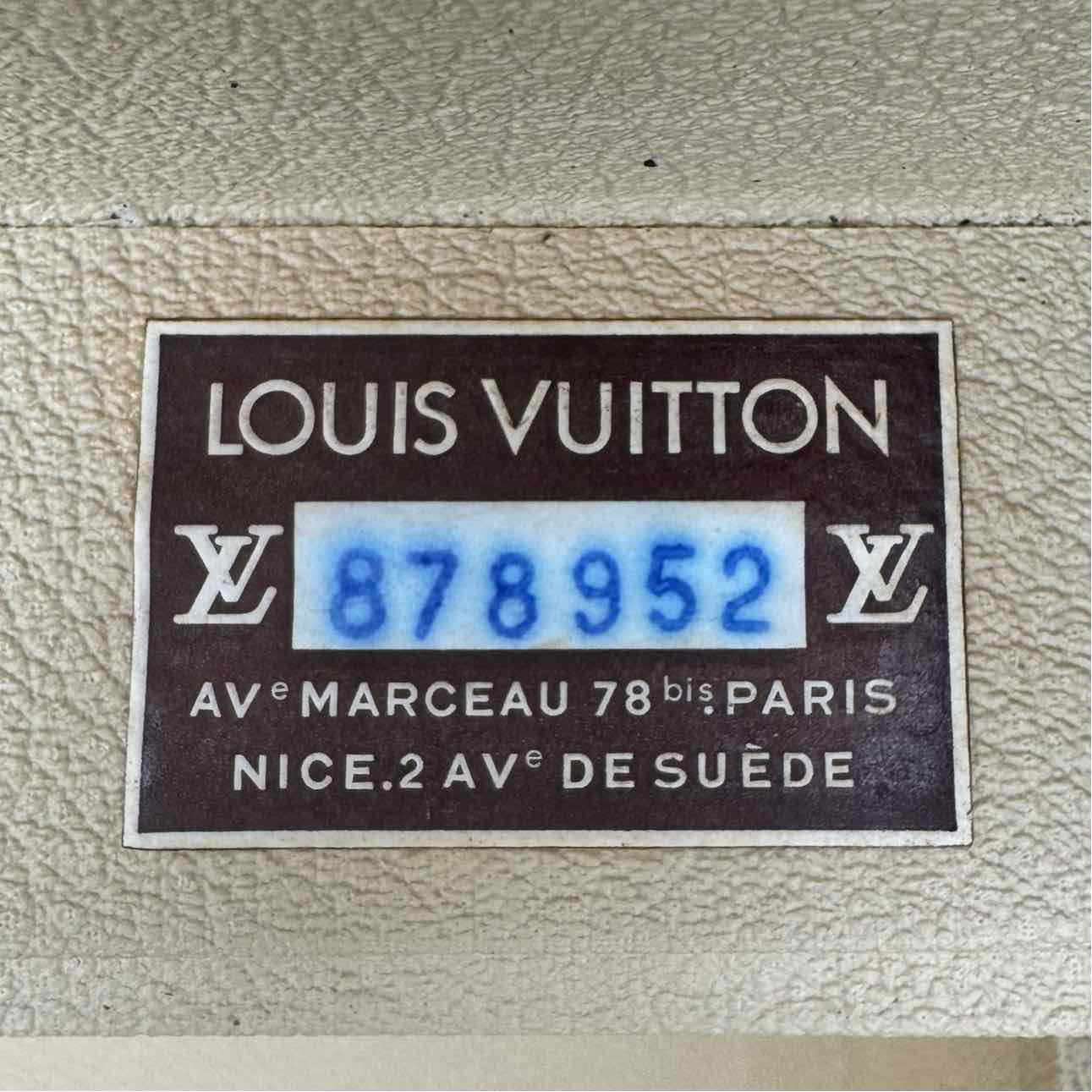 LOUIS VUITTON Monogram Canvas Vintage Hat Trunk