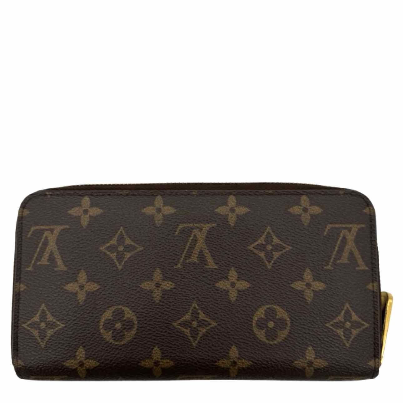 LOUIS VUITTON Monogram Canvas Zippy Wallet Brown