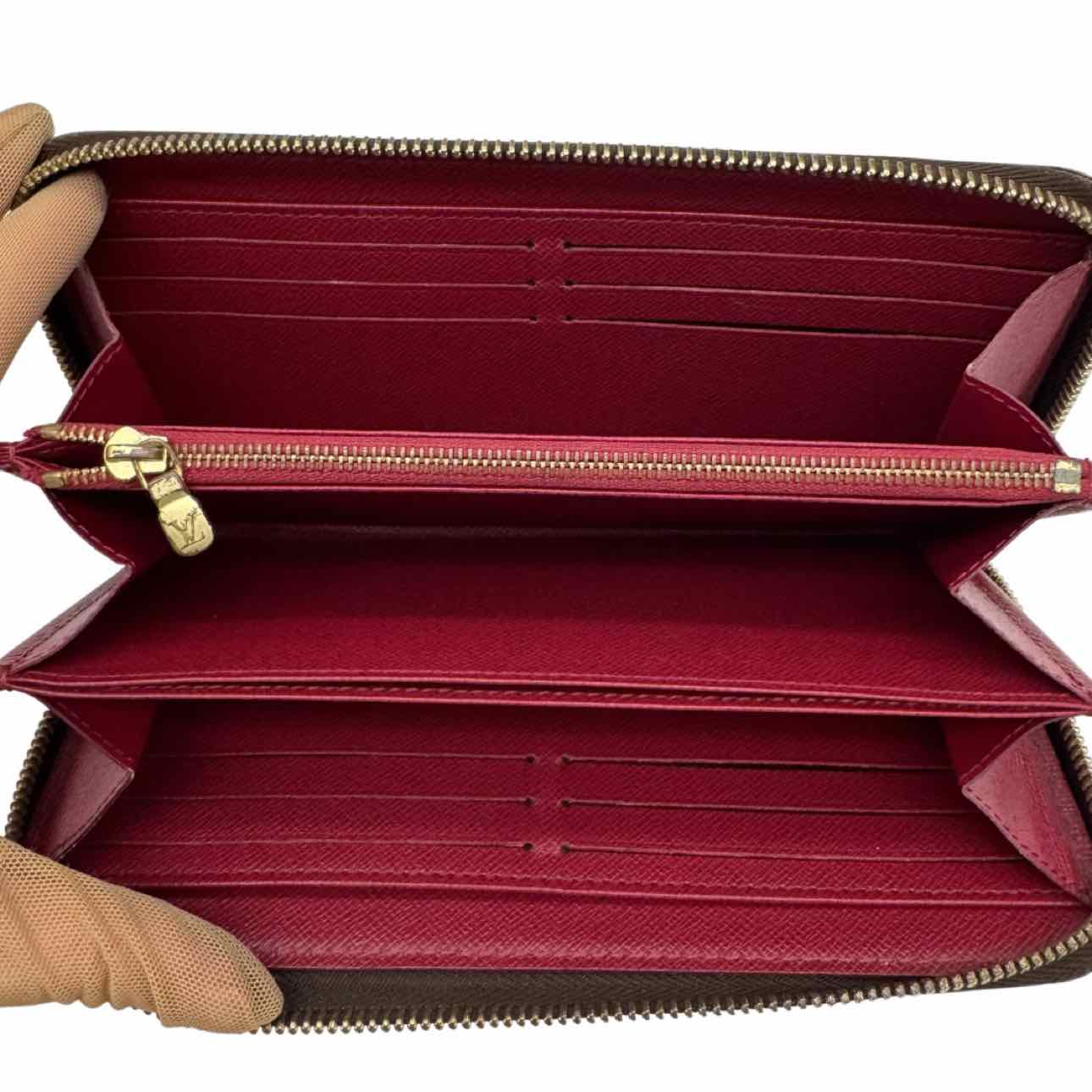LOUIS VUITTON Monogram Canvas Zippy Wallet Brown